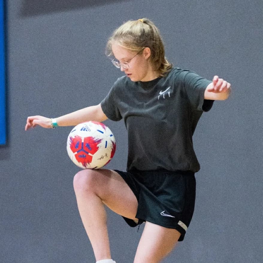 Jule, Fußball-Freestyler aus Neustrelitz, Deutschland
